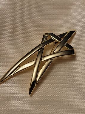 Vtg AJC Shooting Star Gold Tone 3" Abstract Brooch Pin